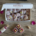 Güllü Duble Antep Fıstıklı Lokum 250gr | Çifte Kavrulmuş | %100 Pancar Şekeri